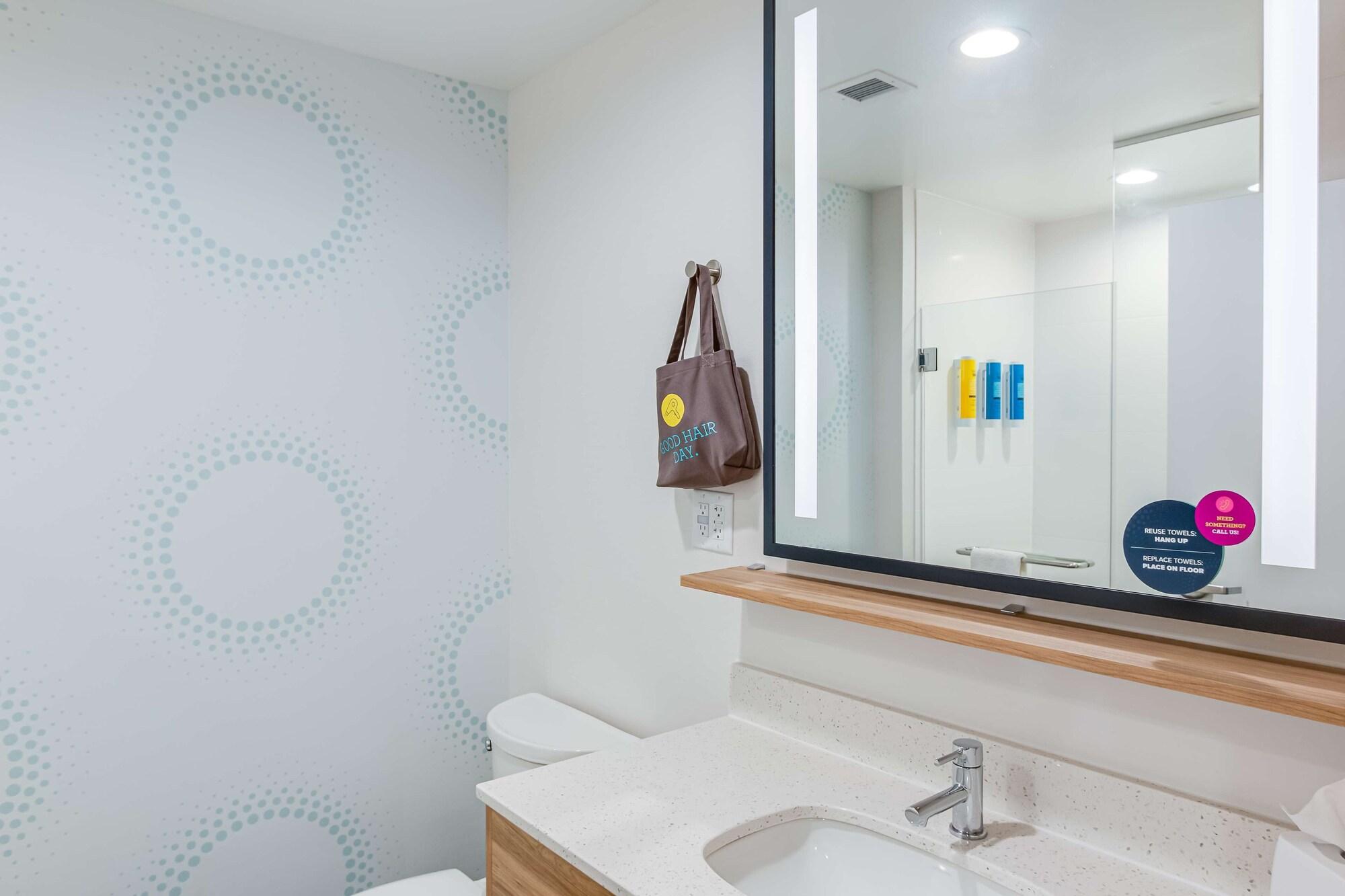 TRU By Hilton Clarksville Extérieur photo