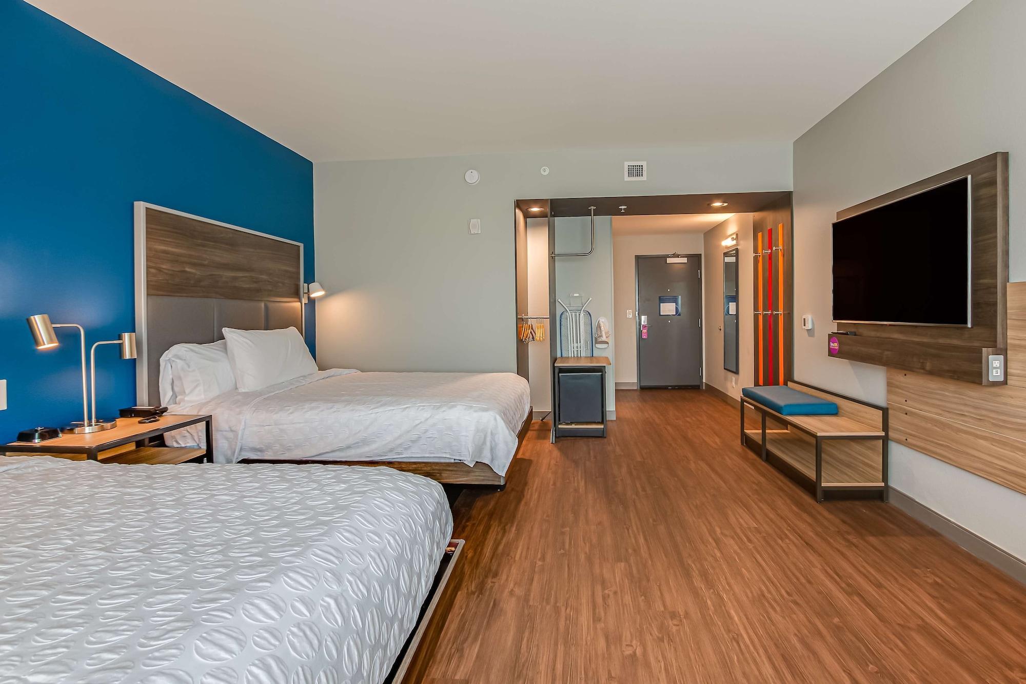 TRU By Hilton Clarksville Extérieur photo