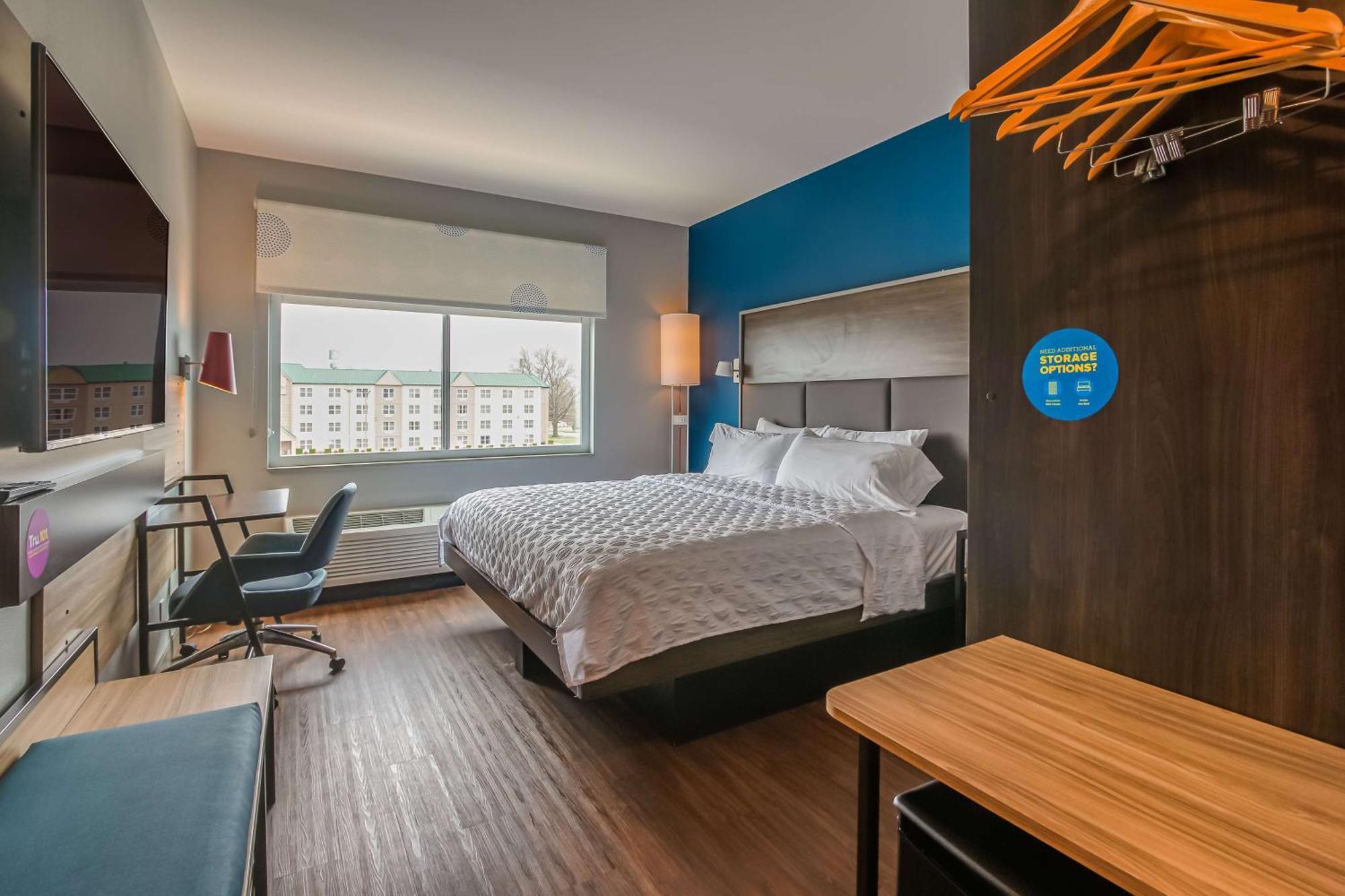 TRU By Hilton Clarksville Extérieur photo